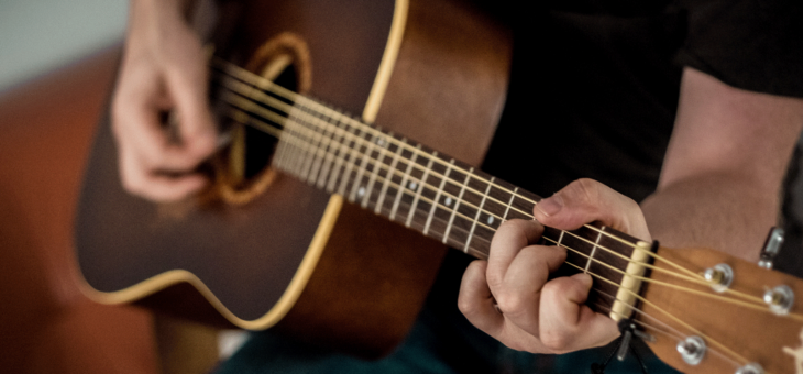 Pourquoi jouer de la guitare ?